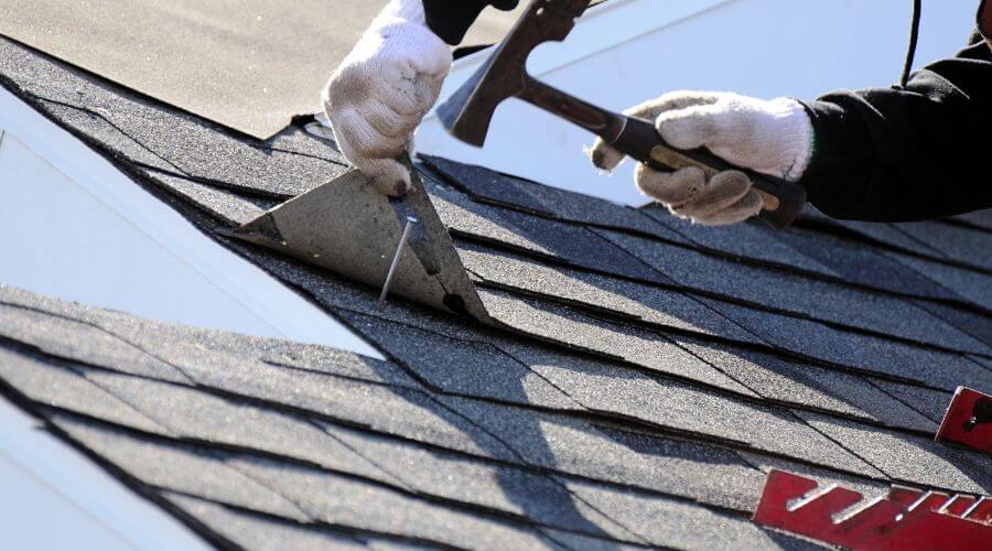 Professional metal roof installation in Bolingbrook, IL